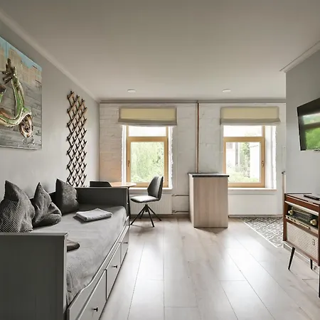 Apartment Quiet Loft With Free Parking *